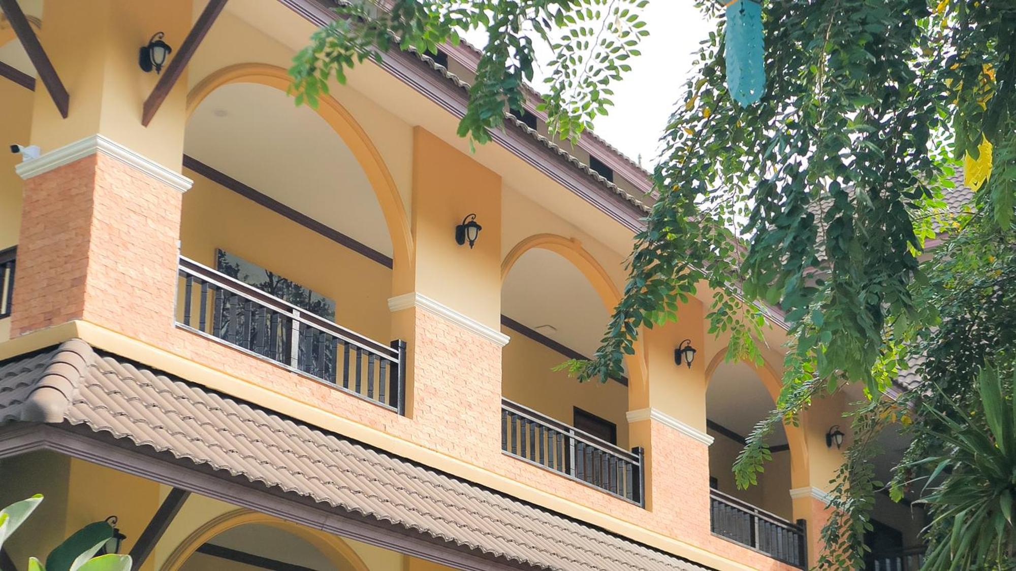 Siam Avari Hotel, Chiang Rai Luaran gambar
